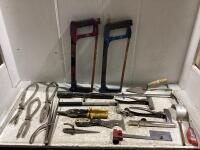 SHOP BOX W/ FOLDING PILARS, DIVIDERS, HACKSAW, TROWEL & MISCELLANEOUS