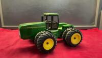 ERTL JOHN DEERE 8870 ARTICULATED DUALLY TRACTOR