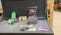 BOX OF ASSORTED GARDEN DECOR