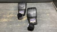 BOON BOXING GLOVES WITH WRIST WRAPS - SIZE (L)