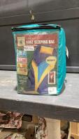 CASCADE ADULT SLEEPING BAG WITH COVER
