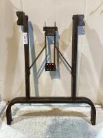 (2) TABLE LEGS