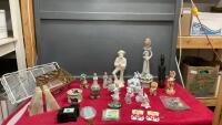BOX OF DECOR - MARBLE BOOK ENDS, CARVED STONE OWL, FIGURINES, COASTERS, (2) SMALL WILLOW TREE ORNAMENTS