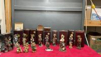 COLLECTION OF BOYD&rsquo;S BEARS & FRIENDS + (3) RESIN BEARS