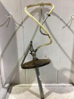 LEVER ACTION BUCKET PUMP