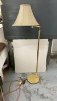 BRASS FLOOR LAMP