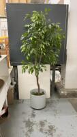ARTIFICIAL TREE