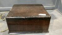 ANTIQUE RECORD PLAYER - TAG SAYS MAPLE LEAF AIRCRAFT CORP