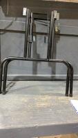 FOLDING TABLE LEGS