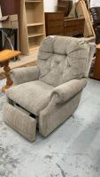 LAZ-E-BOY RECLINER - LIGHT GREY W/ SUBTLE COLORING THROUGHOUT