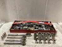 SHOP TRAY OF SOCKETS & WRENCHES SAE