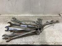 BUNDLE OF WRENCHES SAE