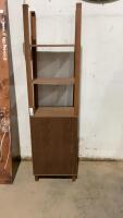 SMALL CABINET W/ LOWER DOOR