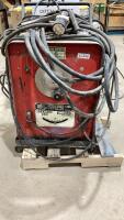 LINCOLN IDEAL ARC 250 WELDER ON ROLLING CART