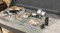 FLAT WITH BEARINGS , FLANGES , BOLTS, PLUG