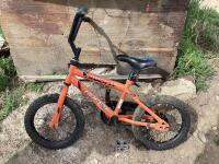 ROCK-IT HUFFY BICYCLE