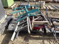 PALLET W/ (2) FOLDABLE LADDERS, CHAIR & ROLLING PET CAGE