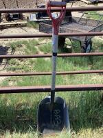 BUNDLE OF (2) SHOVELS