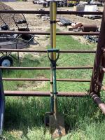 BUNDLE W/ SHOVEL, FORK & EDGE