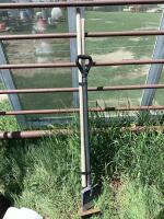 BUNDLE W/ EDGER, CLAW RAKE & HOE