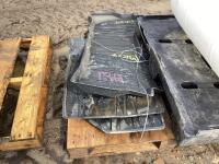 PALLET W/ (3) CAR MATS