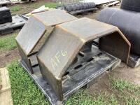 (2) FENDERS