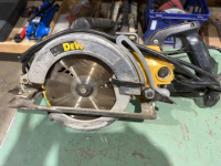 Dewalt power saw