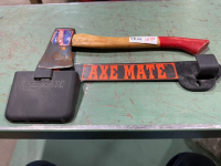 Hatchet with axe mate