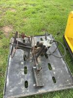 Hydraulic wire roller