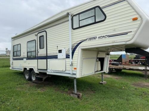 Custom Koach gooseneck camper model KW265