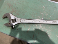 24 inch ITC crescent wrench