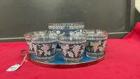 VINTAGE COCKTAIL SET ON A TRAY