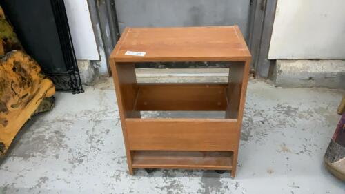 SMALL ROLLING CABINET