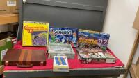 ASSORTMENT OF BOARD GAMES