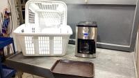 (2)LAUNDRY BASKETS W/ DELONGHI COFFEE MACHINE, PLASTIC TRAY