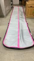 LONG INFLATABLE GYMNASTICS MAT