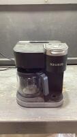KEURIG COFFEE MAKER