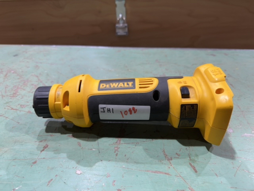 Dewalt 18 V drywall cut out tool