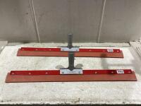 (2) CARLISLE SQUEEGEE 24"