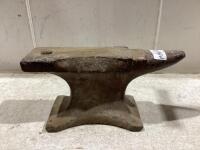 SMALL ANVIL