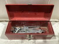 TOOL BOX OF SNAP-ON WRENCHES (SAE)