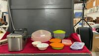 BOX OF ASSORTED HOUSEHOLD - CAKE SAVER, TUPPERWARE, LUNCH KITS, BRAVETTI DEEP FRYER
