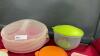 BOX OF ASSORTED HOUSEHOLD - CAKE SAVER, TUPPERWARE, LUNCH KITS, BRAVETTI DEEP FRYER - 5