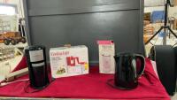 BOX OF ASSORTED HOUSEHOLD - ELECTRIC KETTLE, THERMOS, SMALL SINGLE SERVE B+D COFFEE POT, TABLE TOP SPIRALIZER