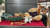 HANDCRAFTED WOODED WAGON W/ A WOODEN SLEIGH AND HORSES + A DUFFLE BAG AND TEDDY BEAR