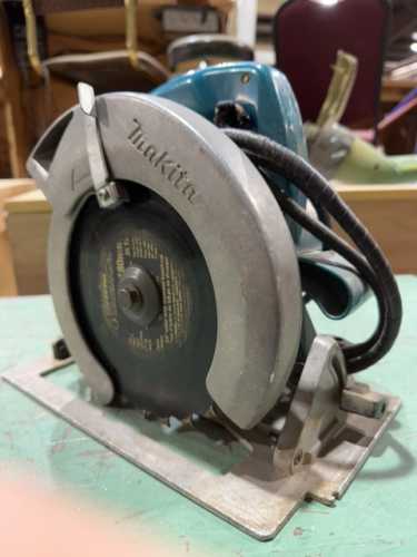 Makita, Skil saw