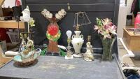 VINTAGE LAMPS, CHRISTMAS LIGHT UP WOOD REINDEER, GLASS VASE W/ARTIFICIAL FLOWERS