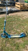 RAZOR scooter