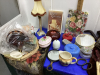 DRESSER SETS,CURLERS,HAIR PINS,POWDER CONTAINERS - 3