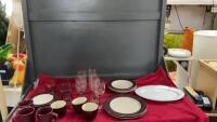 BOX W/ PLUM COLOURED DISH & GLASS SET